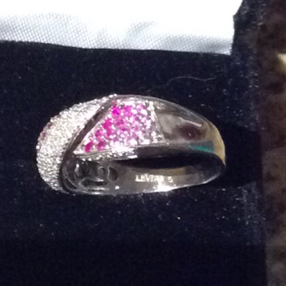 LeVian 14k white gold ombré berry crossover ring - Picture 6 of 6